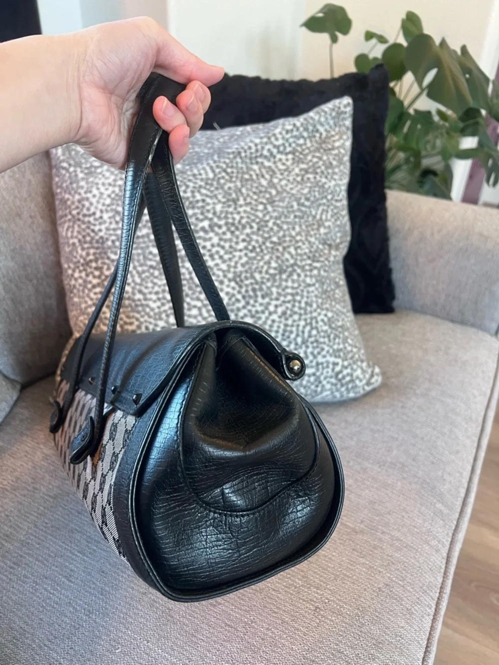 Gucci Vintage Bamboo Bullet Black GG Leather Canvas Bag - Picture 3 of 8